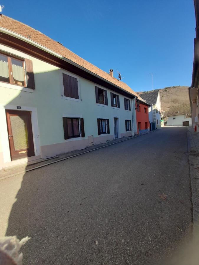 Charmant Petit Appartement Avec Bel Exterieur. Saint-Amarin Dış mekan fotoğraf